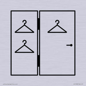 I065 Large Changing room